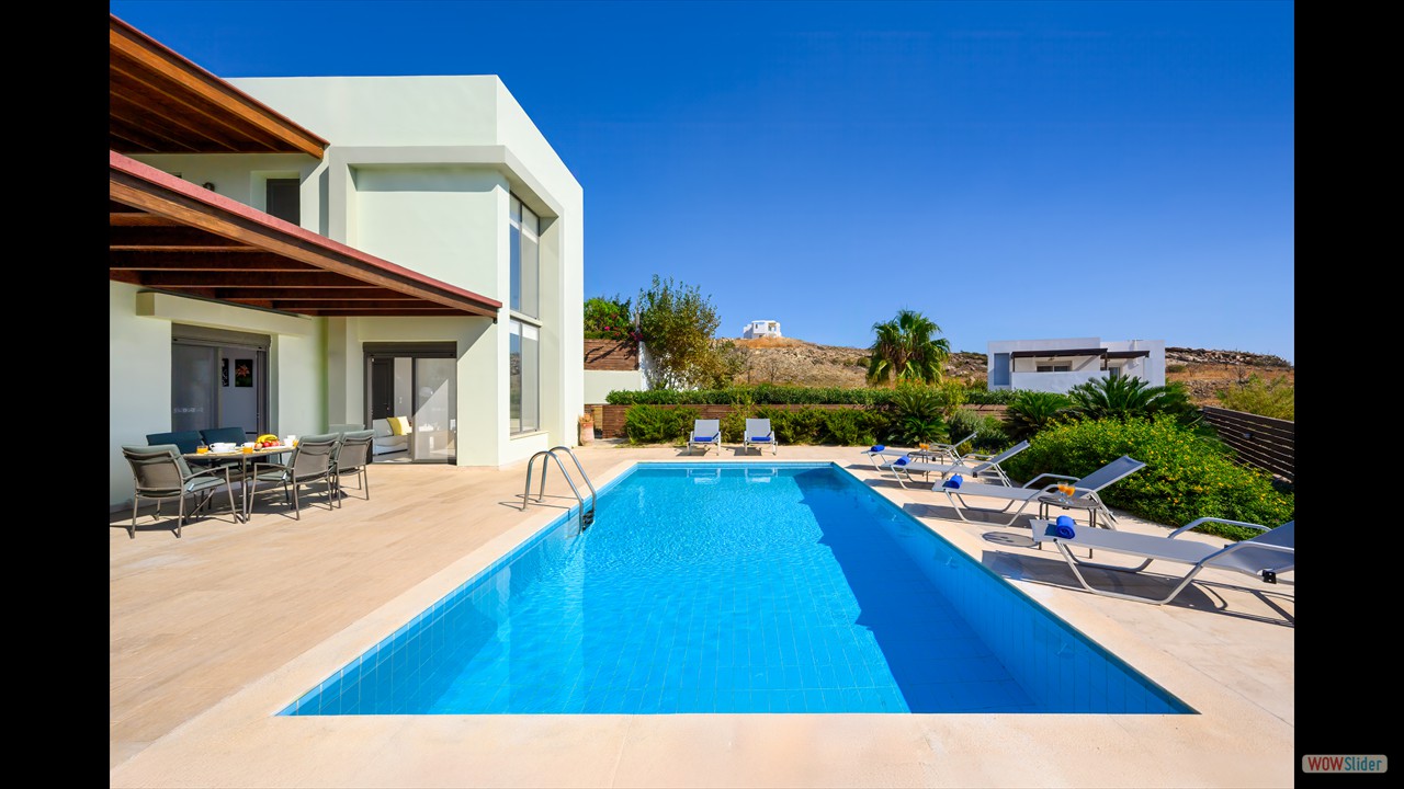 Gonos Villa C, pool